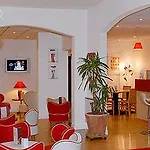 Ibis فندق