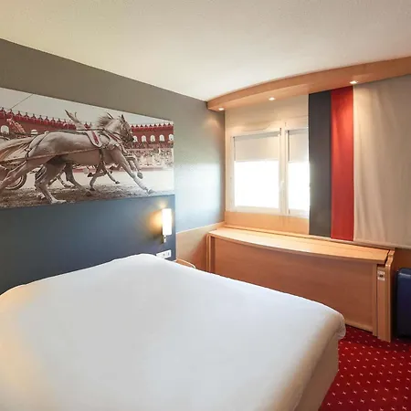 Ibis Отель 3*