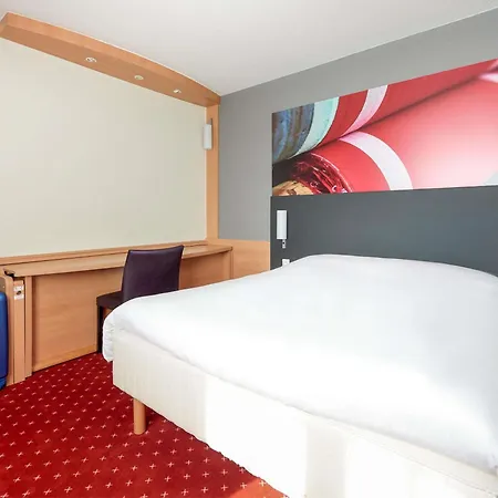 Ibis Отель