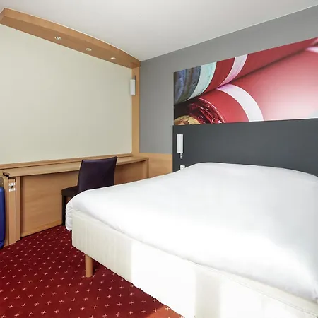 Ibis Hotel