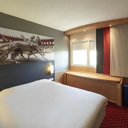 Отель Ibis 3*