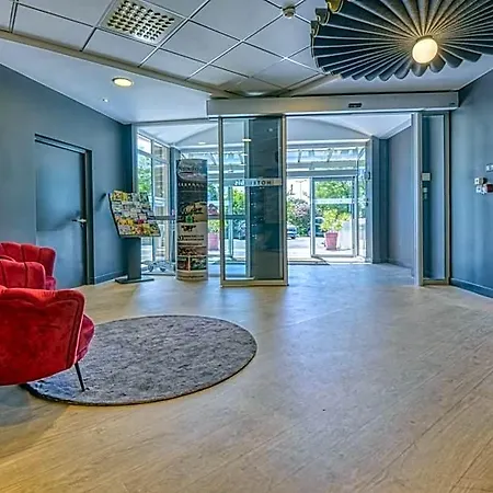 Ibis 3*