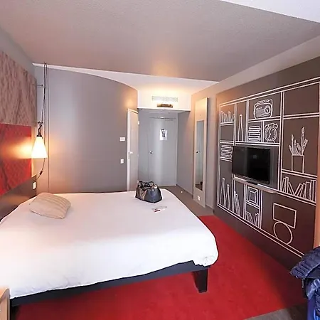Otel Ibis Cholet