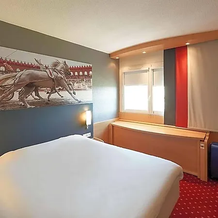 Ibis Cholet