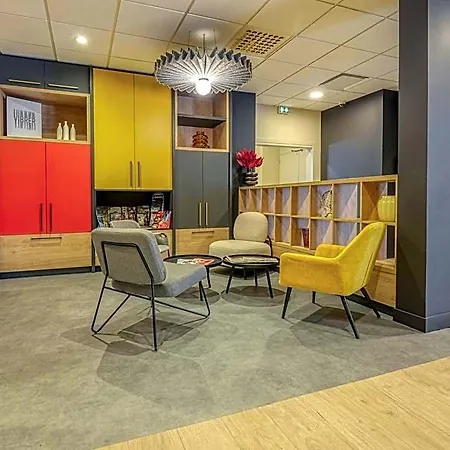 Otel Ibis 3*