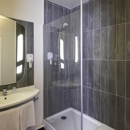 Ibis 3*