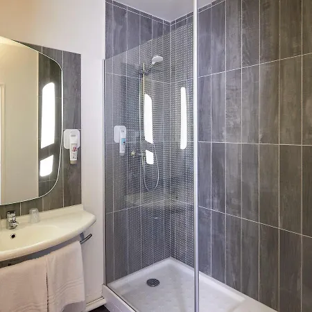 Отель Ibis 3*