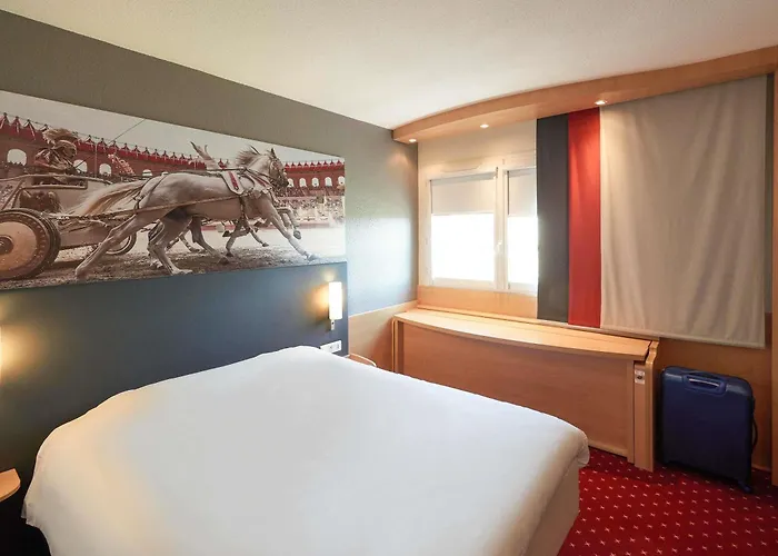 Ibis Hotel 3*